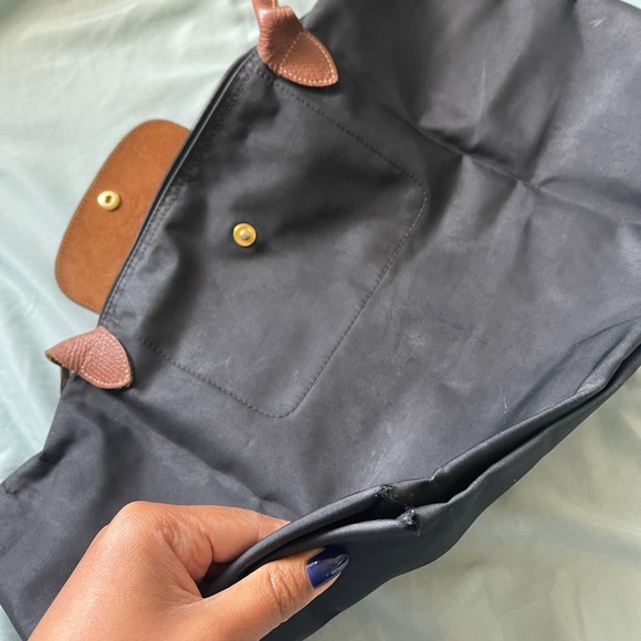 Longchamp La Pliage tote - Picture 7 of 10